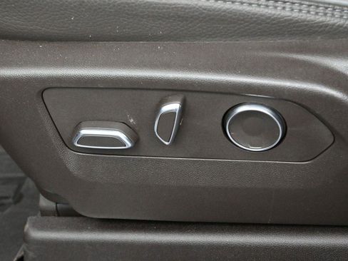 Used 2024 GMC Sierra 2500 Denali w/ Denali Reserve Package image 13