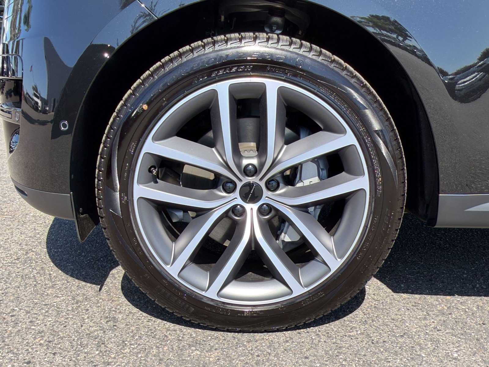 New 2027 Land Rover Range Rover Sport SE AWD/4WD image 13