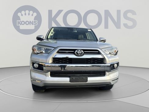 Used 2020 Toyota 4Runner Limited AWD/4WD image 10