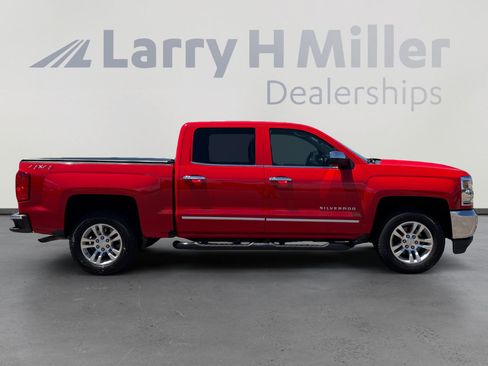 Used 2018 Chevrolet Silverado 1500 LTZ w/ LTZ Plus Package AWD/4WD image 7
