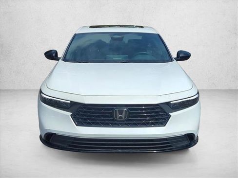 Used 2025 Honda Accord Sport image 2