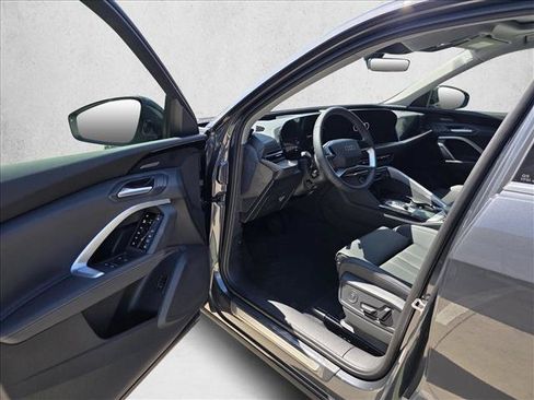 Used 2025 Audi Q5 Prestige AWD/4WD image 12