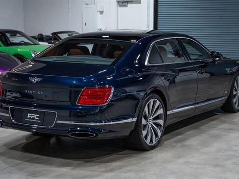 Used 2020 Bentley Flying Spur W12 w/ First Edition Specification AWD/4WD image 6