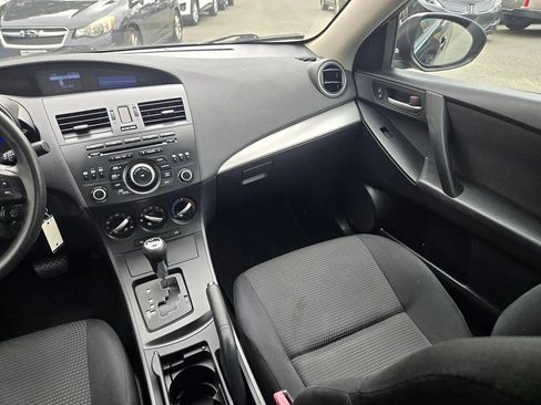 Used 2013 MAZDA MAZDA3 i Sport FWD image 39