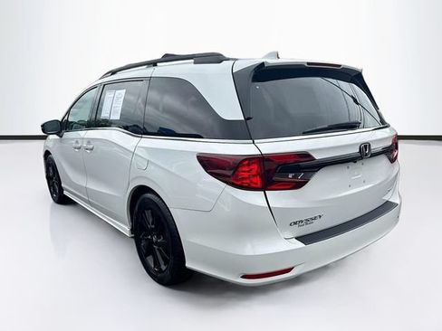 Certified 2023 Honda Odyssey Sport image 6