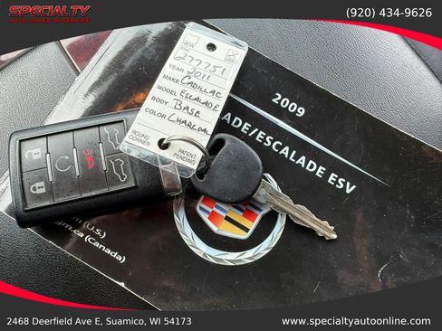 Used 2011 Cadillac Escalade AWD w/ Touring Package image 44