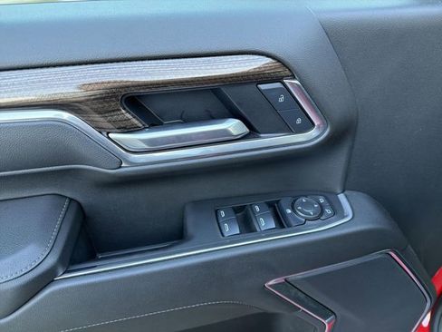 Used 2025 Chevrolet Silverado 2500 LT image 15