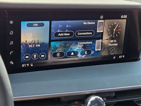 New 2025 Nissan Murano SV image 12