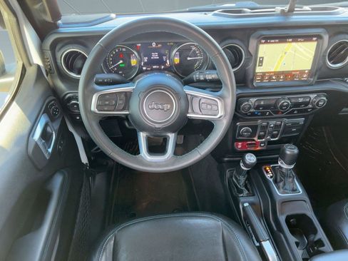 Used 2023 Jeep Wrangler Unlimited Rubicon 4xe image 29