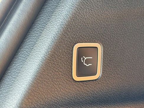 New 2026 Chrysler Pacifica Pinnacle image 39