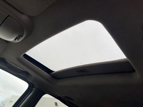 Used 2004 Chevrolet TrailBlazer LT w/ LT Package 1 image 11