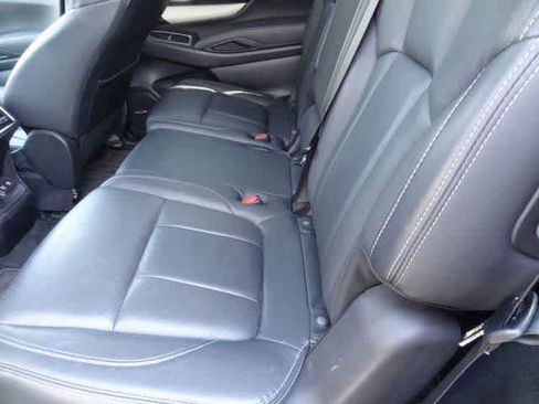 Used 2022 Subaru Ascent Limited w/ Technology Package image 20