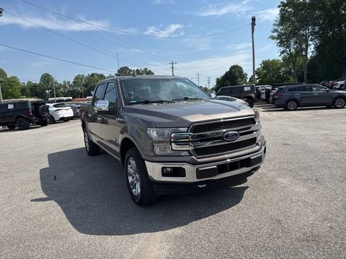 Used 2018 Ford F150 King Ranch w/ Equipment Group 601A Luxury AWD/4WD image 9