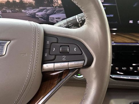 Used 2024 Cadillac Escalade Premium Luxury Platinum image 28