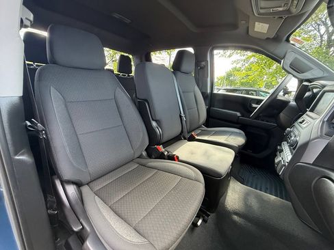 Used 2025 Chevrolet Silverado 2500 Custom w/ Custom Convenience Package AWD/4WD image 30