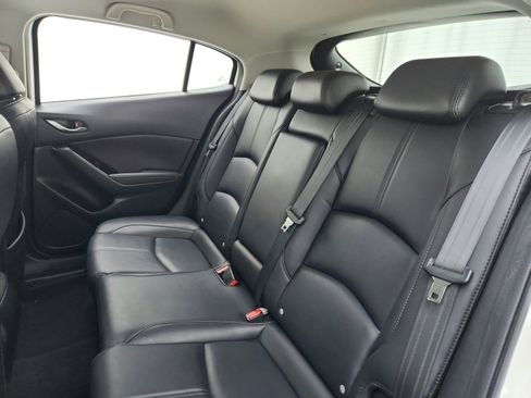 Used 2017 MAZDA MAZDA3 Touring image 22