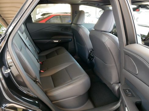 Used 2026 Lexus RX 350 Premium w/ Convenience Package FWD image 16