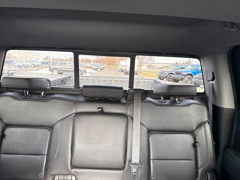 Used 2019 Chevrolet Silverado 1500 LTZ image 27