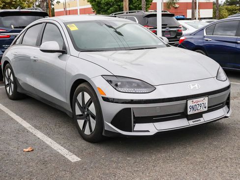 Used 2024 Hyundai Ioniq 6 SEL RWD image 12