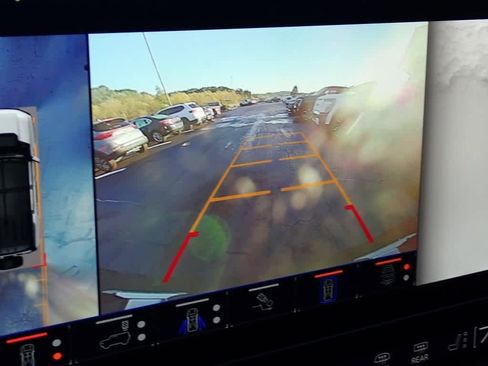 Used 2025 GMC Hummer EV 3X w/ LPO, Sport Package image 12