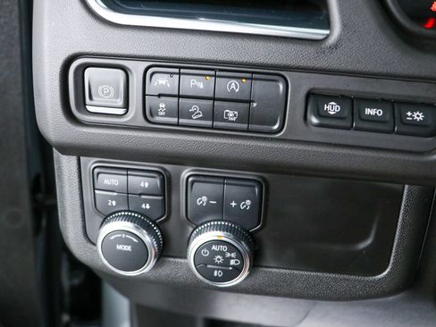 Used 2023 GMC Yukon AT4 w/ AT4 Premium Package AWD/4WD image 23