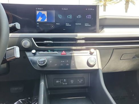 Certified 2025 Hyundai Sonata SEL FWD image 16