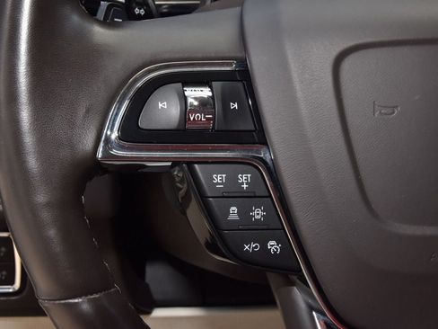 Used 2024 Lincoln Navigator Black Label AWD/4WD image 25