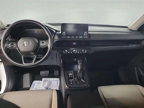 Used 2024 Honda CR-V LX image 11