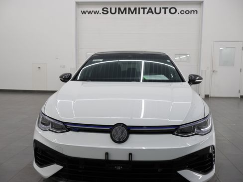 Used 2024 Volkswagen Golf R image 19