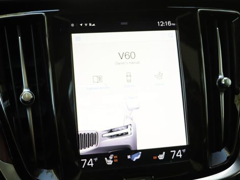 Used 2020 Volvo V60 T5 Cross Country AWD/4WD image 28