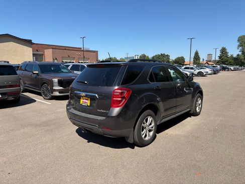 Used 2016 Chevrolet Equinox LT w/ Convenience Package AWD/4WD image 2
