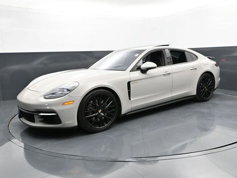 Used 2020 Porsche Panamera 4 image 5