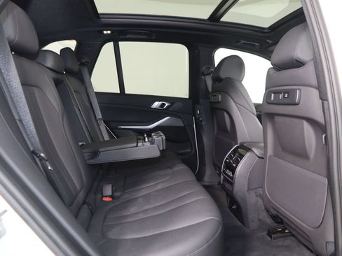 Used 2022 BMW X5 xDrive40i w/ Premium Package AWD/4WD image 15
