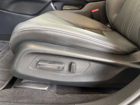 Used 2024 Honda HR-V EX-L image 14