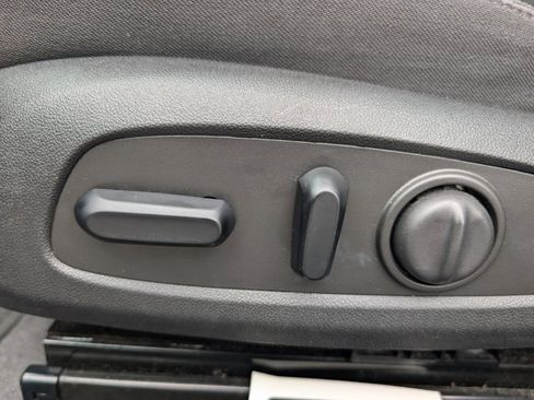 Used 2023 Chevrolet Malibu LT image 15