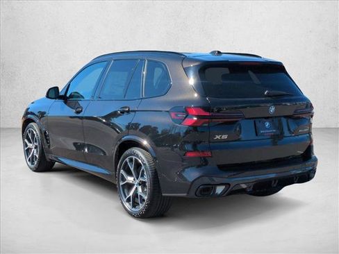 New 2026 BMW X5 xDrive50e image 9