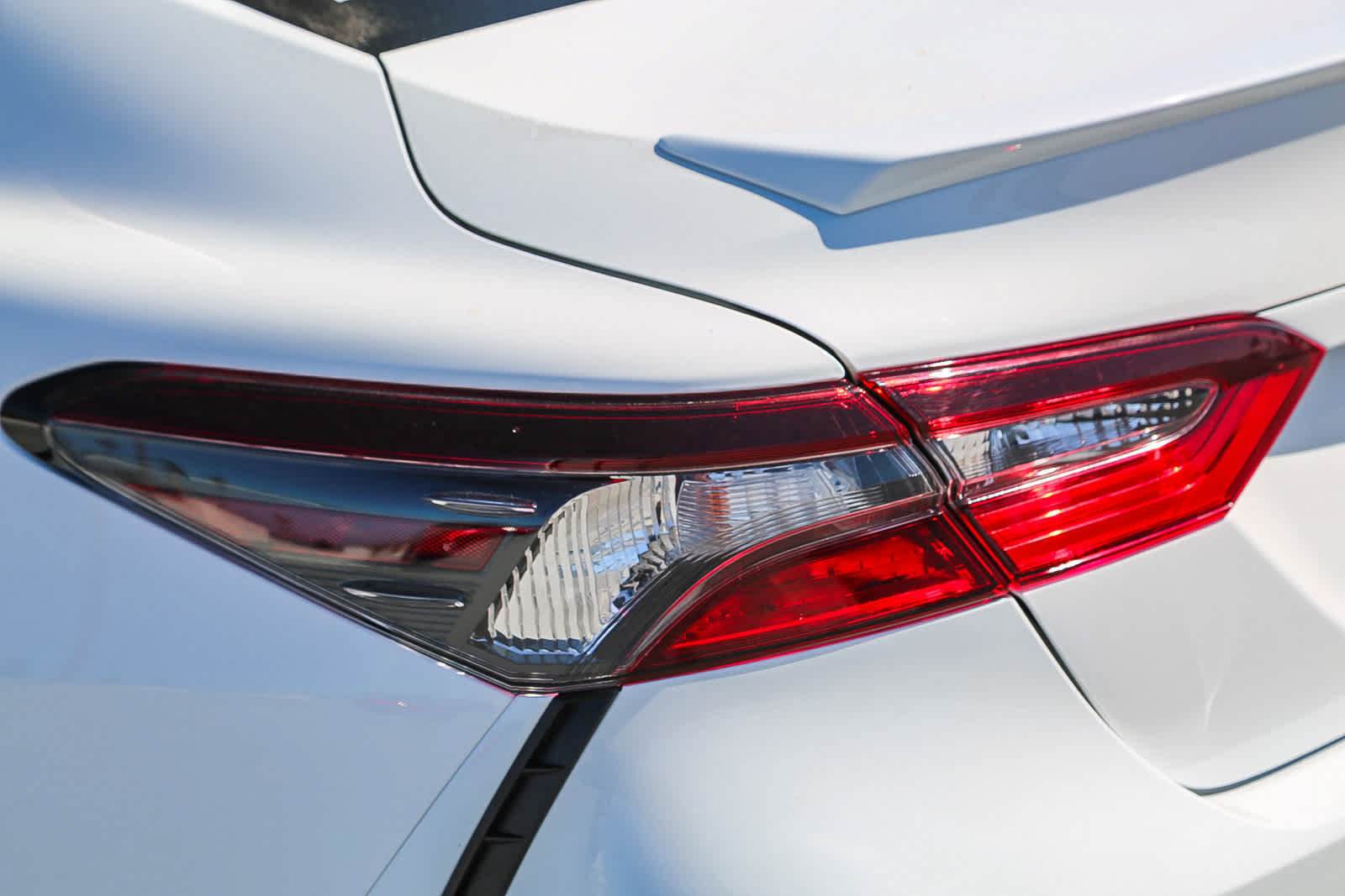 Used 2024 Toyota Camry SE w/ Audio Upgrade Package FWD image 9