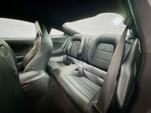 Used 2017 Ford Mustang GT Premium image 22