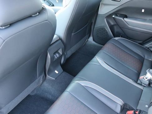 Used 2025 Subaru Crosstrek 2.5i Limited w/ Crosstrek Mirror Package image 17