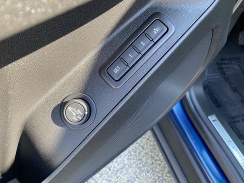 Used 2019 Chevrolet Equinox Premier AWD/4WD image 20