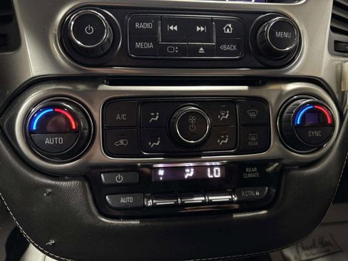Used 2020 Chevrolet Tahoe 4WD w/ Remote Keyless Entry Package image 25