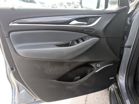 Used 2021 Buick Enclave Premium w/ Sun and Sites Package image 17