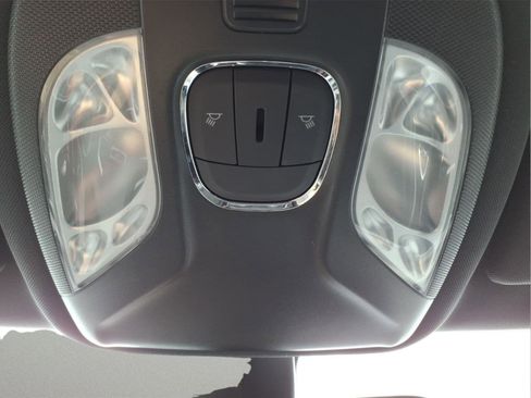 Used 2025 Jeep Compass Limited AWD/4WD image 30