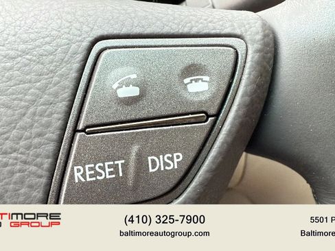 Used 2011 Lexus LS 460 w/ Comfort Pkg image 26