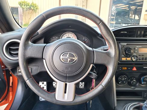 Used 2013 Scion FR-S RWD image 33