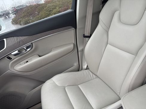 Certified 2023 Volvo XC90 B5 Plus w/ Protection Package Premier image 26