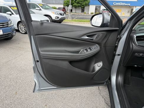 Used 2024 Buick Encore GX Preferred FWD image 28