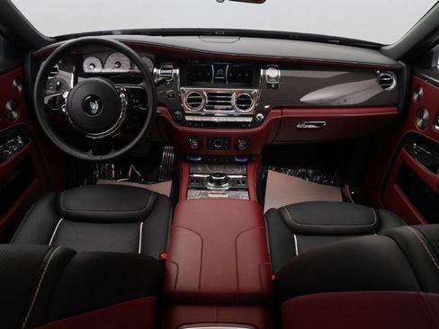 Used 2020 Rolls-Royce Ghost RWD image 23