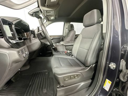 Used 2023 Chevrolet Silverado 1500 LT AWD/4WD image 17