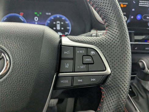 Used 2025 Toyota Sienna XSE image 16